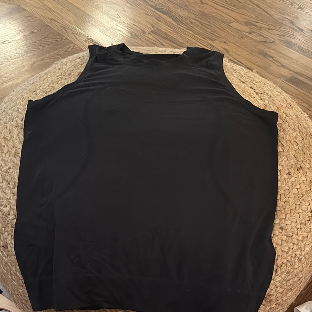 Lululemon Athletica Black Sleeveless Tank Top
